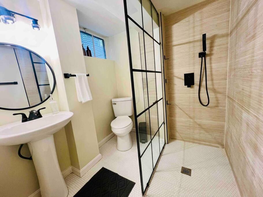 Dc'S Best Location 4 Bed With Parking Walk To Metro And Nightlife Bethesda Row Chevy Chase Esterno foto